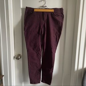 Old Navy Rockstar Midrise Burgundy Jeans